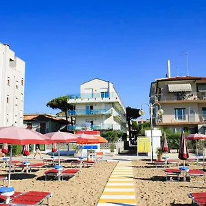 https://jesolo-sun-beach-house.hotelinveneto.com